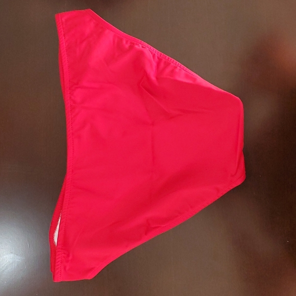 New. Venus red bikini bottoms size 8 - Picture 2 of 3